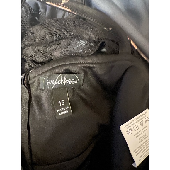 Speechless Dress - Picture 2 of 2